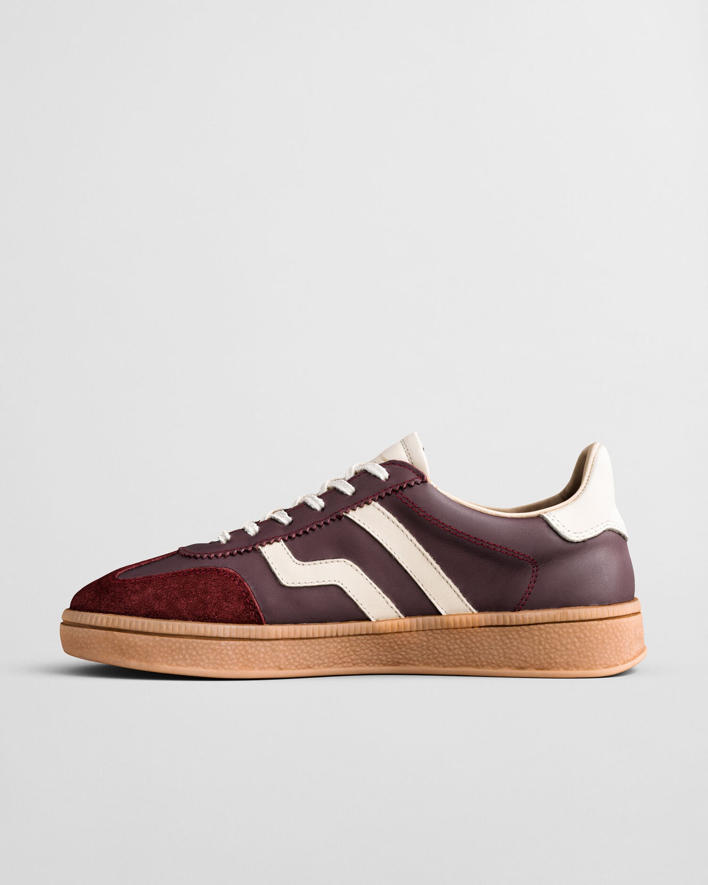 Cuzima Leather Sneakers