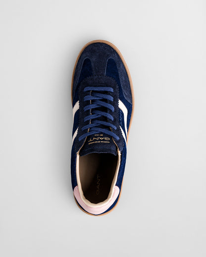 Cuzima Velvet Sneakers